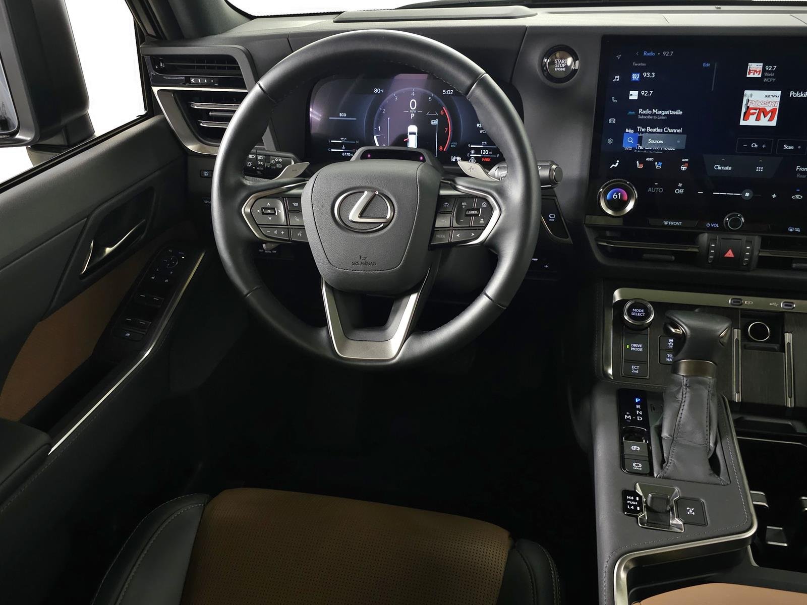 Certified Used 2025 Nebula Lexus LUXURY+ image 25