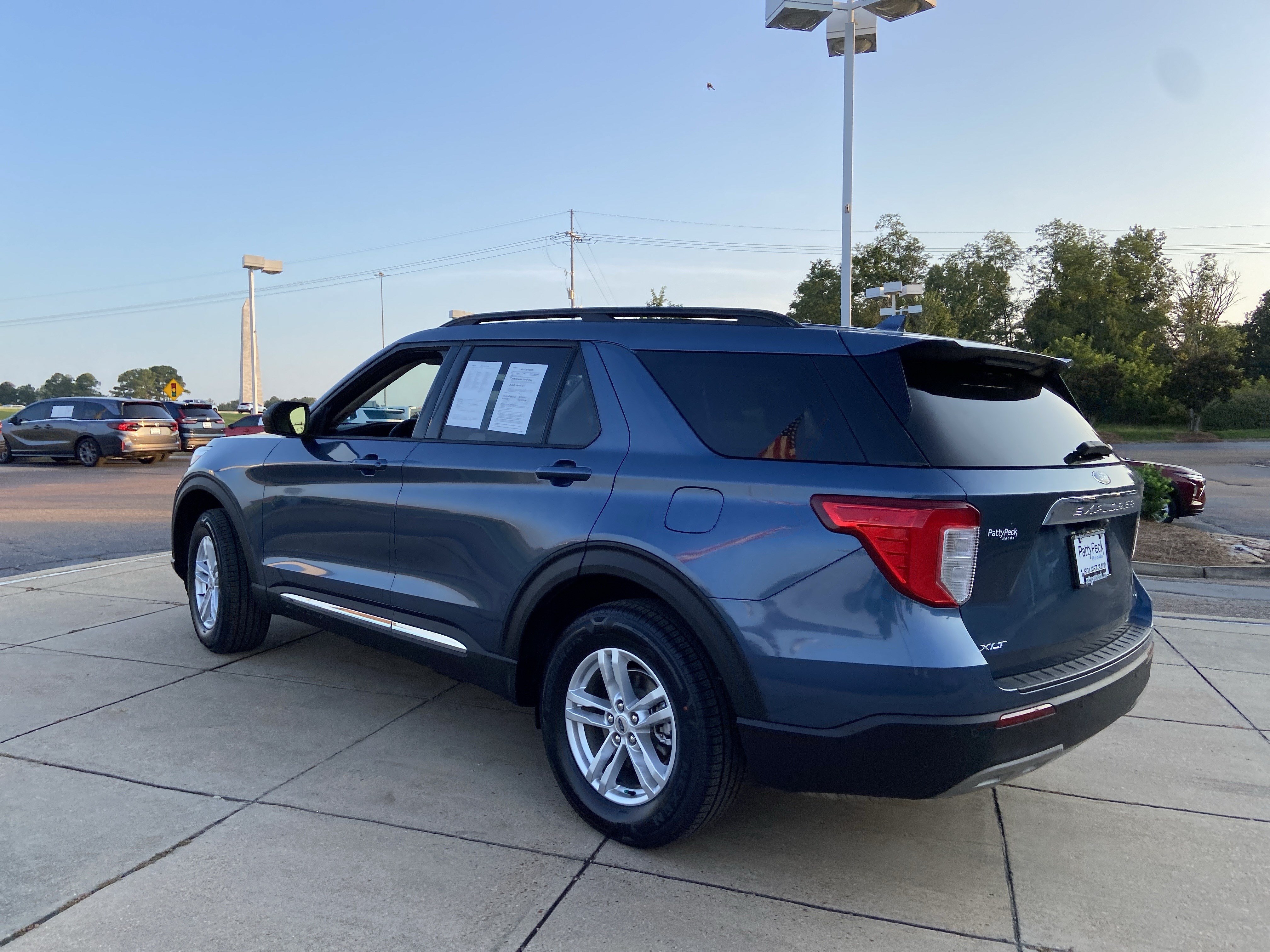 Used 2020 Blue Metallic Ford XLT image 8