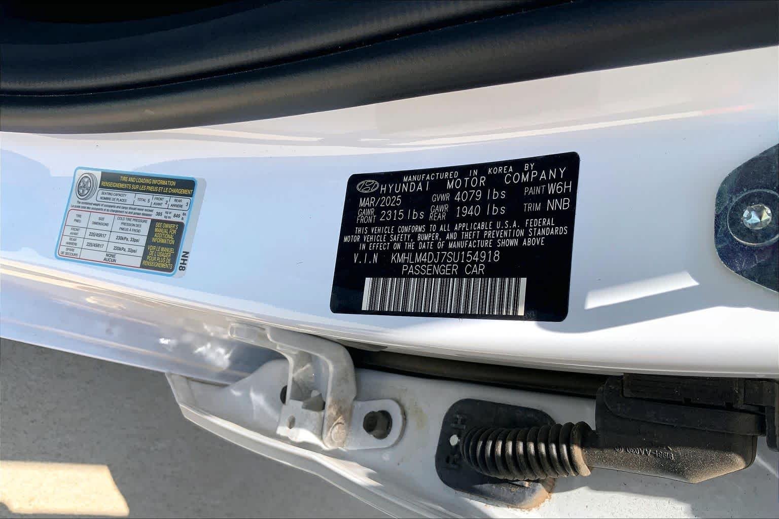 2025 Hyundai Elantra Blue - Photo 34
