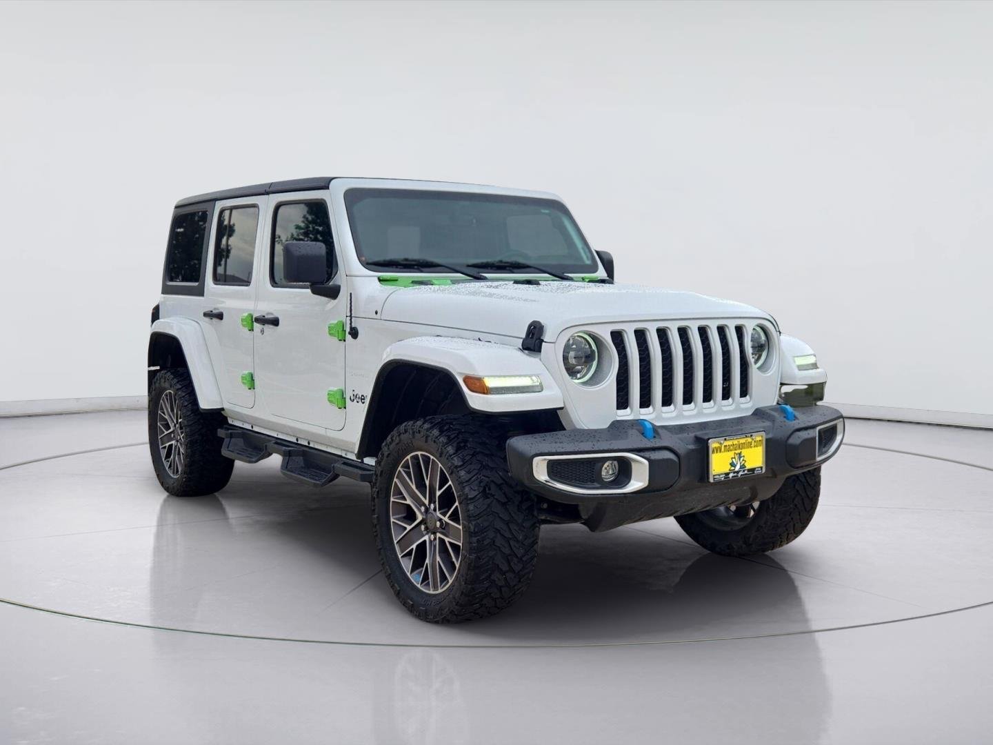 Used 2023 Bright White Clearcoat Jeep Sahara image 7