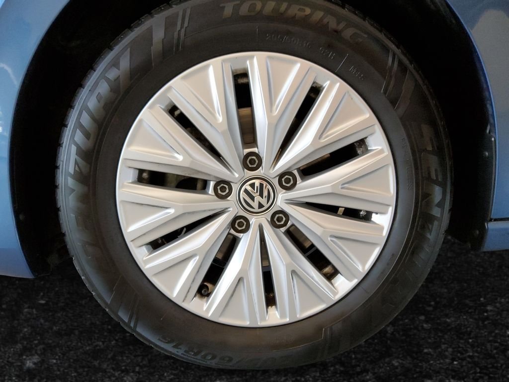 Used 2019  Volkswagen 1.4T S image 25