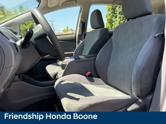 Used 2012 Blue Toyota Two image 17