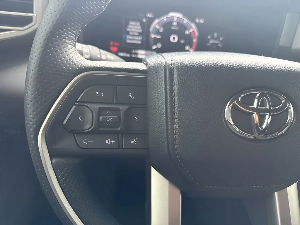Used 2025 White Toyota Limited image 15