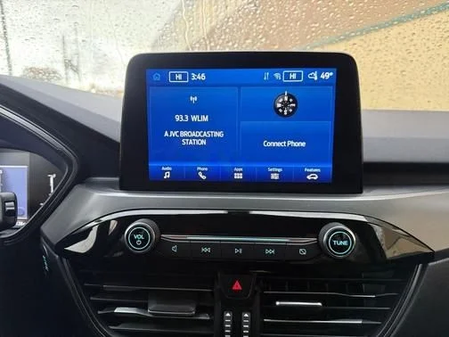 Used 2023 Silver Ford Active image 18