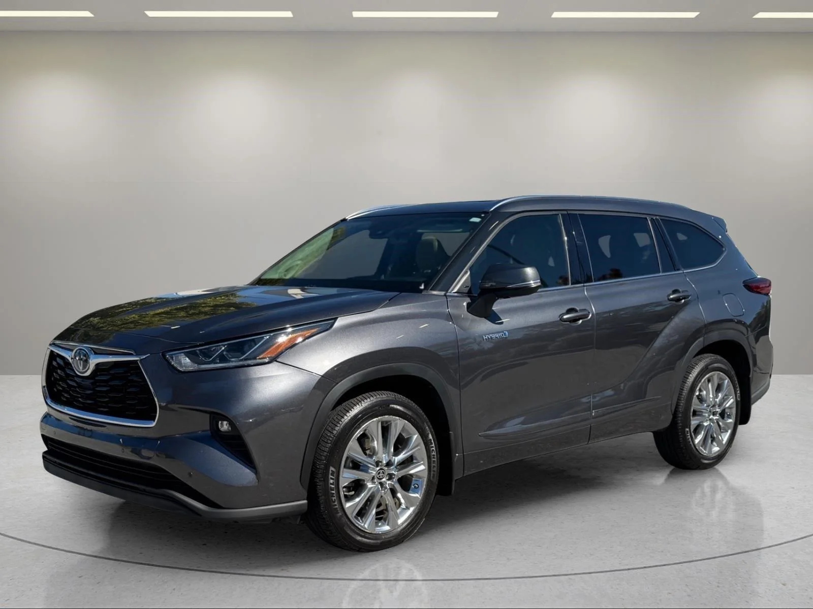 Used 2021 Magnetic Gray Metallic Toyota Hybrid Limited image 1