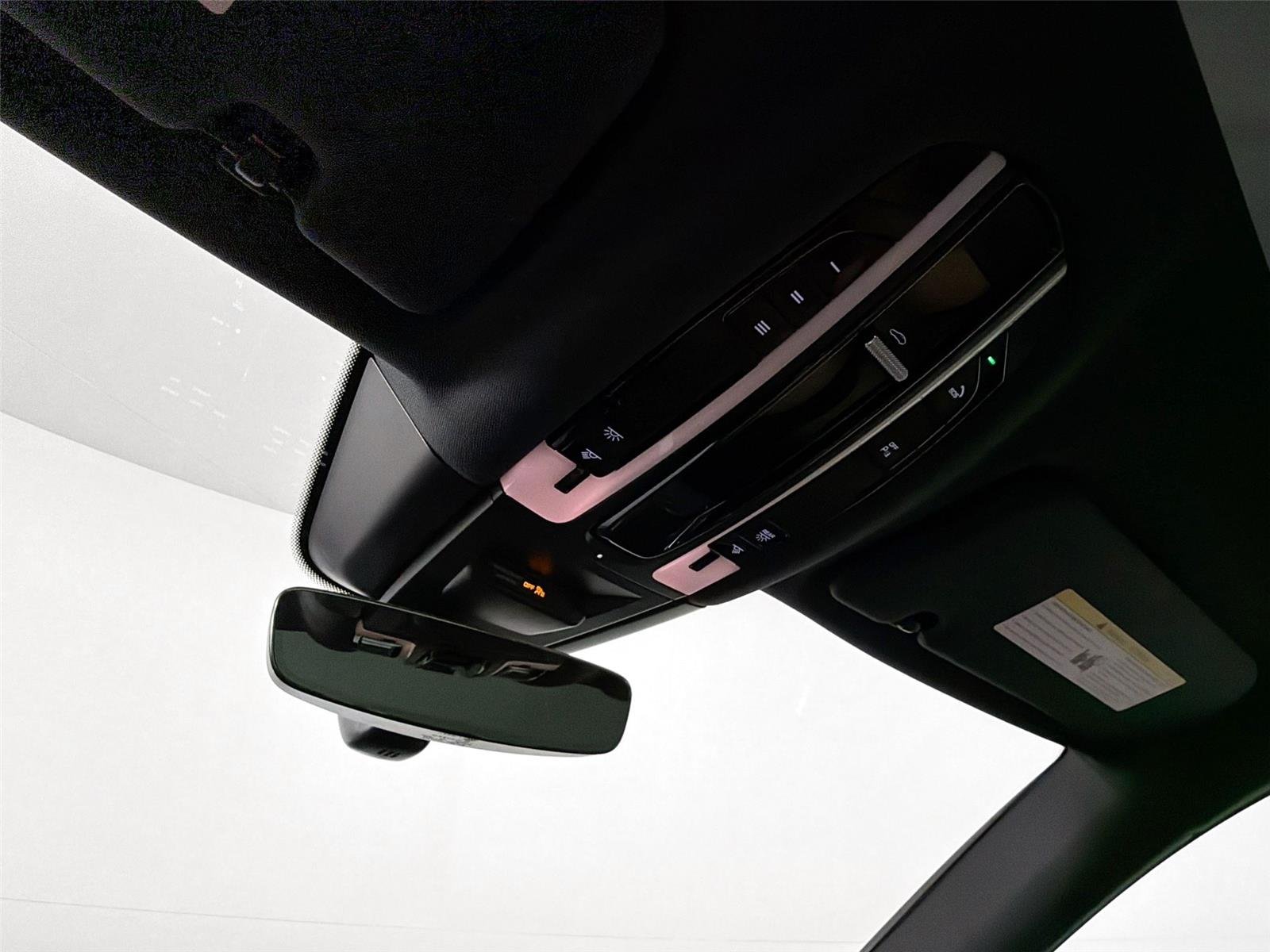 Certified Used 2022 Chalk Porsche Coupé Platinum Edition (MY22) image 25