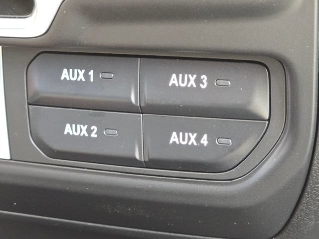2026 Jeep Wrangler 4-Door Willys - Photo 15