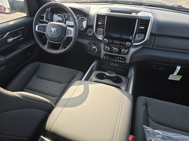 New 2026 Granite Crystal Metallic Clear-Coat Exterior Paint RAM Big Horn/Lone Star image 16