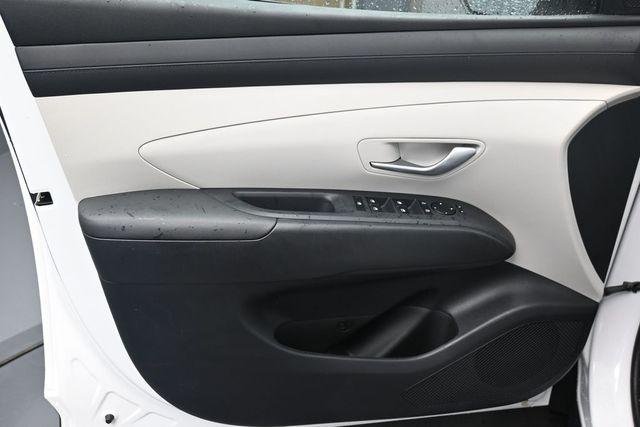 New 2026 White Hyundai SE FWD image 58