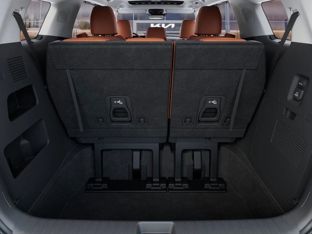2025 Kia Carnival SX - Photo 19