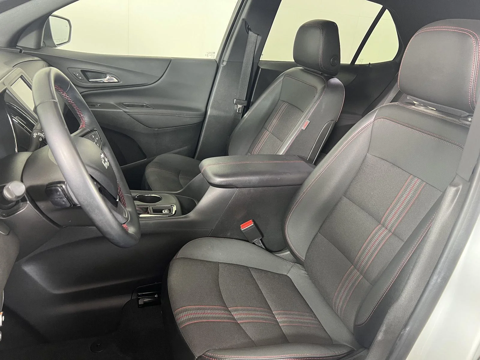 Used 2024 Summit White Chevrolet RS image 6
