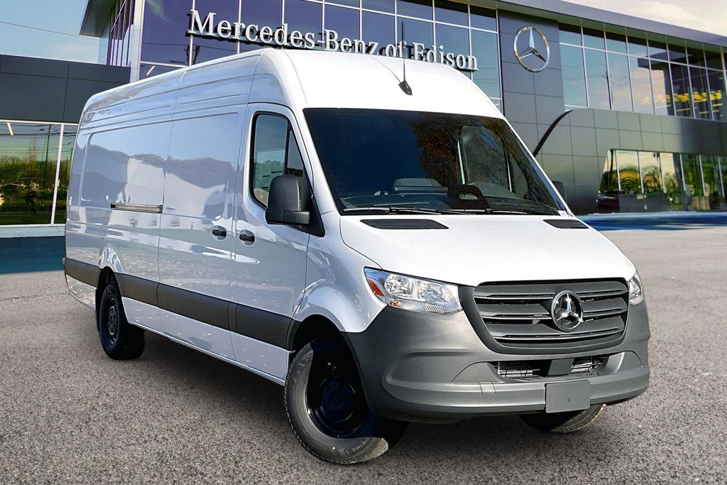 New 2027 Arctic White Mercedes-Benz Cargo 170 WB image 1