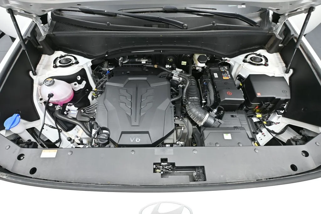 Used 2026 White Hyundai SEL Lite Roof Damage image 43