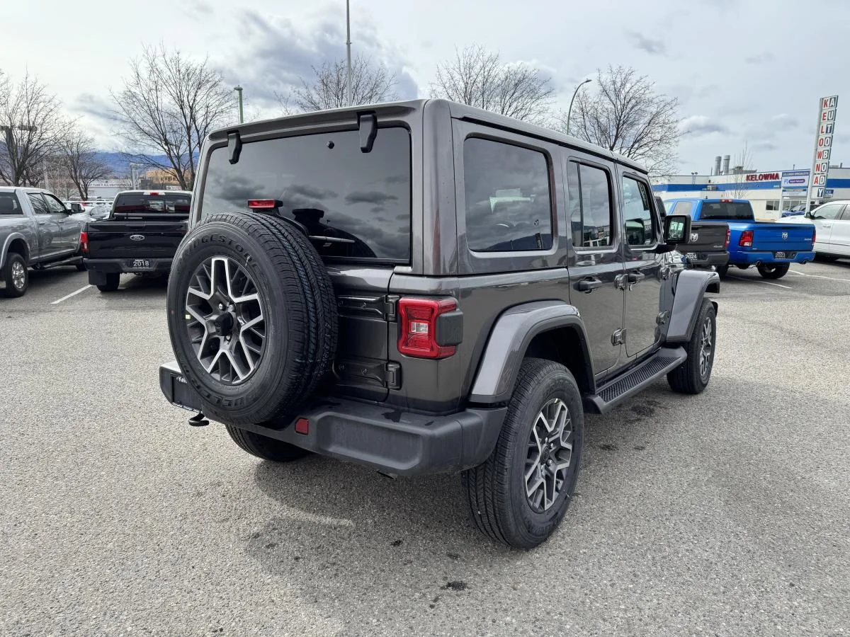 New 2026 Grey Jeep Sahara 4 Door 4x4 image 5