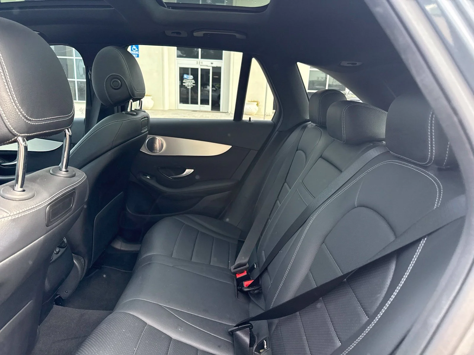 Used 2019 Gray Mercedes-Benz GLC 300 image 26