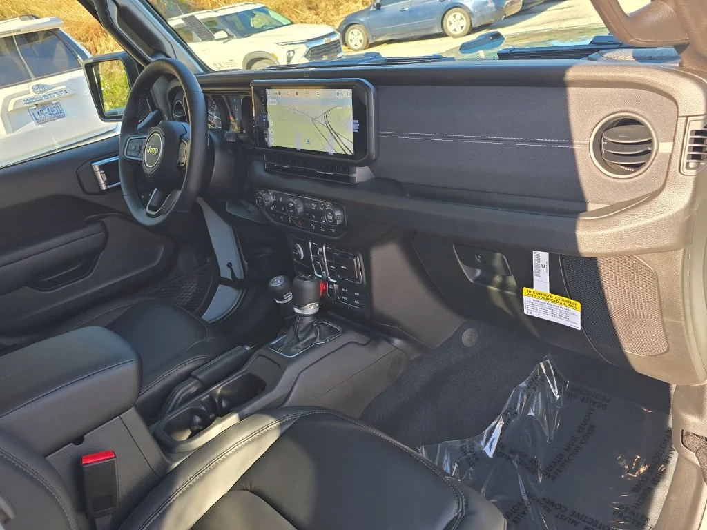 New 2027 White/off-white Jeep Willys 392 image 26