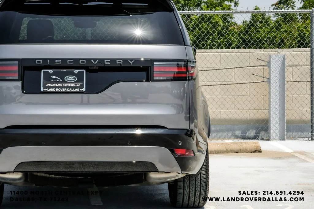 Used 2025 Eiger Gray Metallic Land Rover Dynamic SE image 56