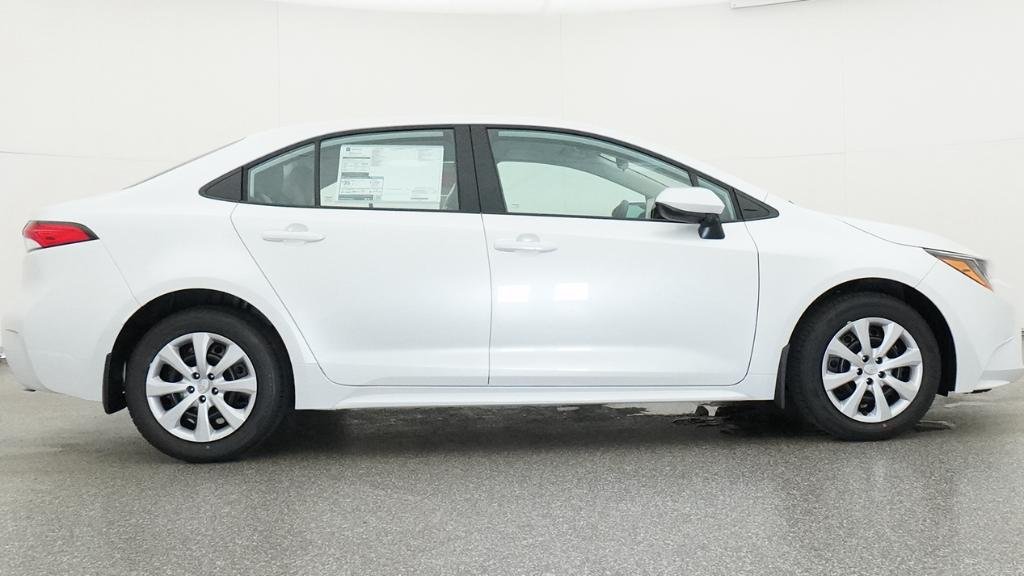 New 2026 Wind Chill Pearl Toyota LE image 17