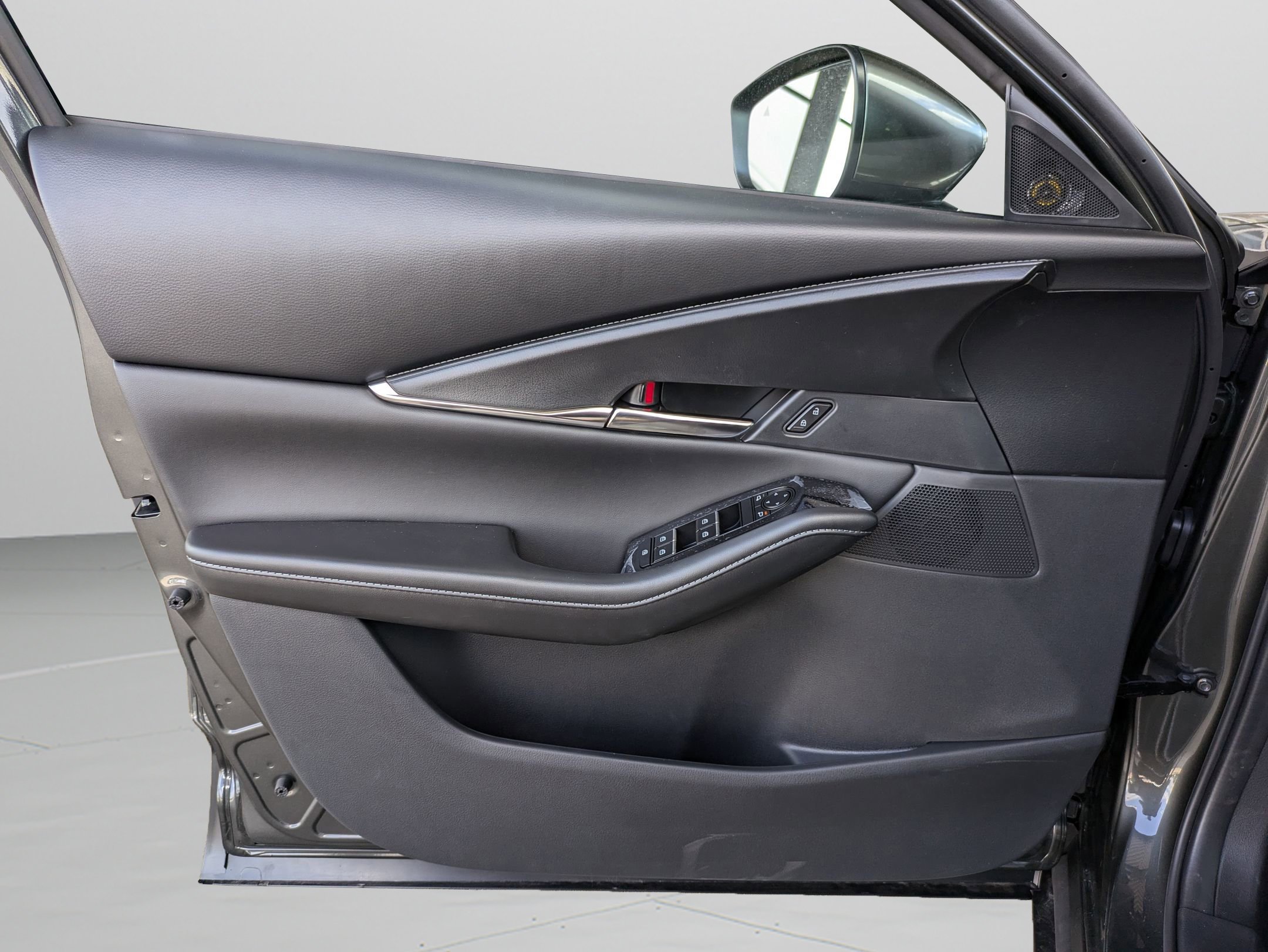 2025 Mazda CX-30 Preferred - Photo 9