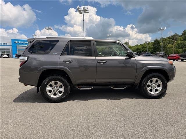 Used 2018 Magnetic Gray Metallic Toyota SR5 image 6