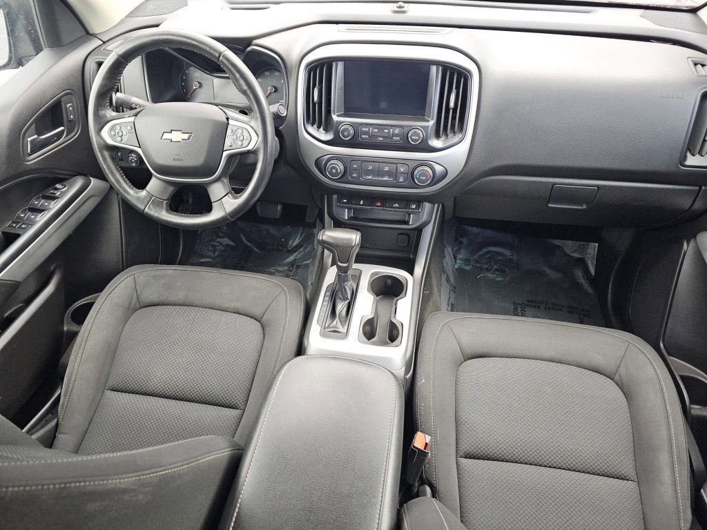 Used 2018 Cajun Red Tintcoat Chevrolet LT image 28