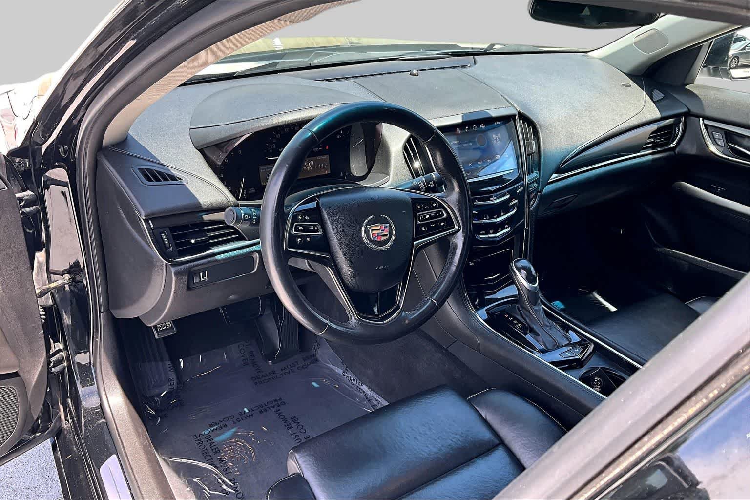 Used 2013 Black Diamond Tricoat Cadillac  image 18