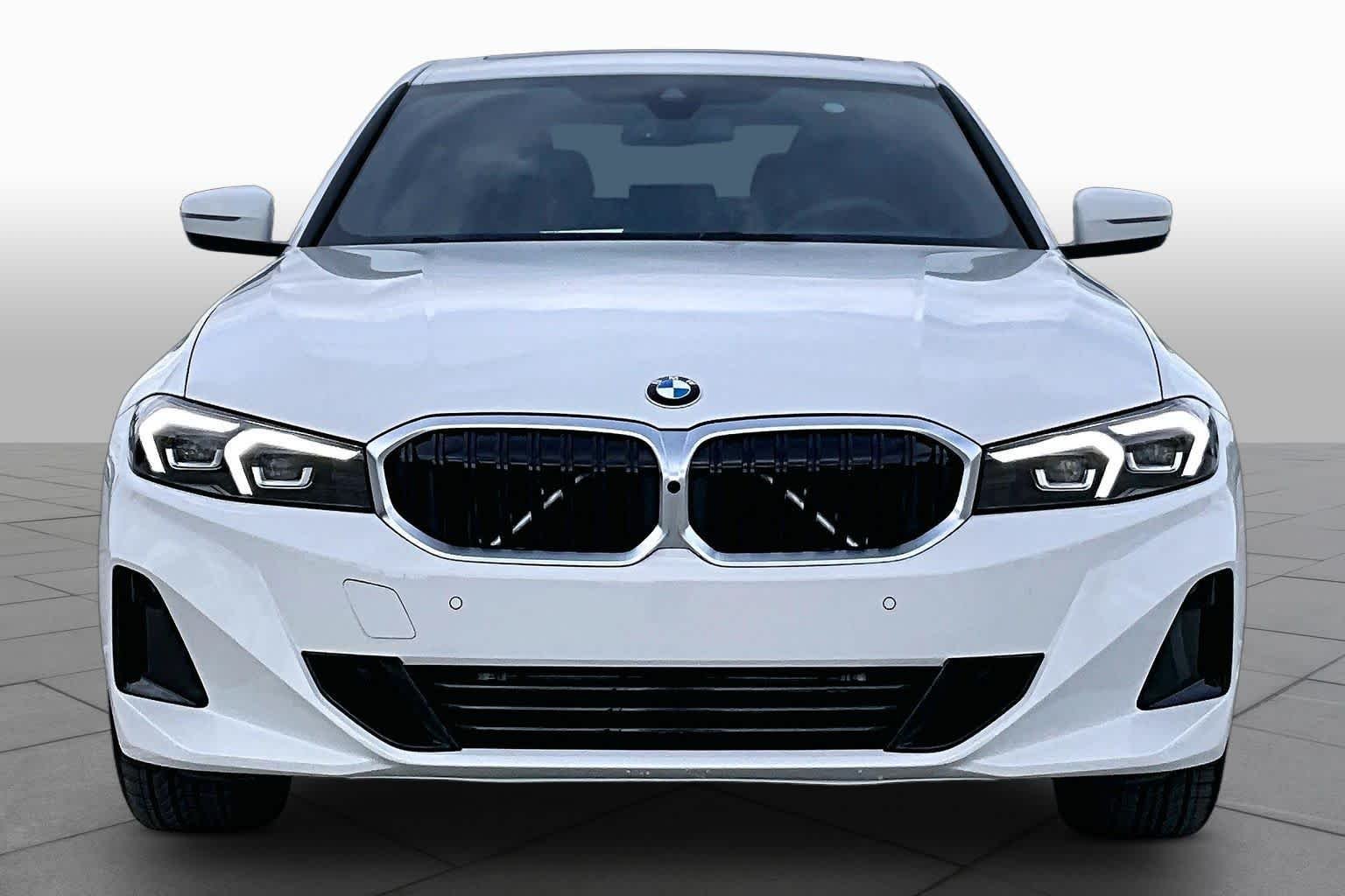 Used 2026 Alpine White BMW 330i NA image 3