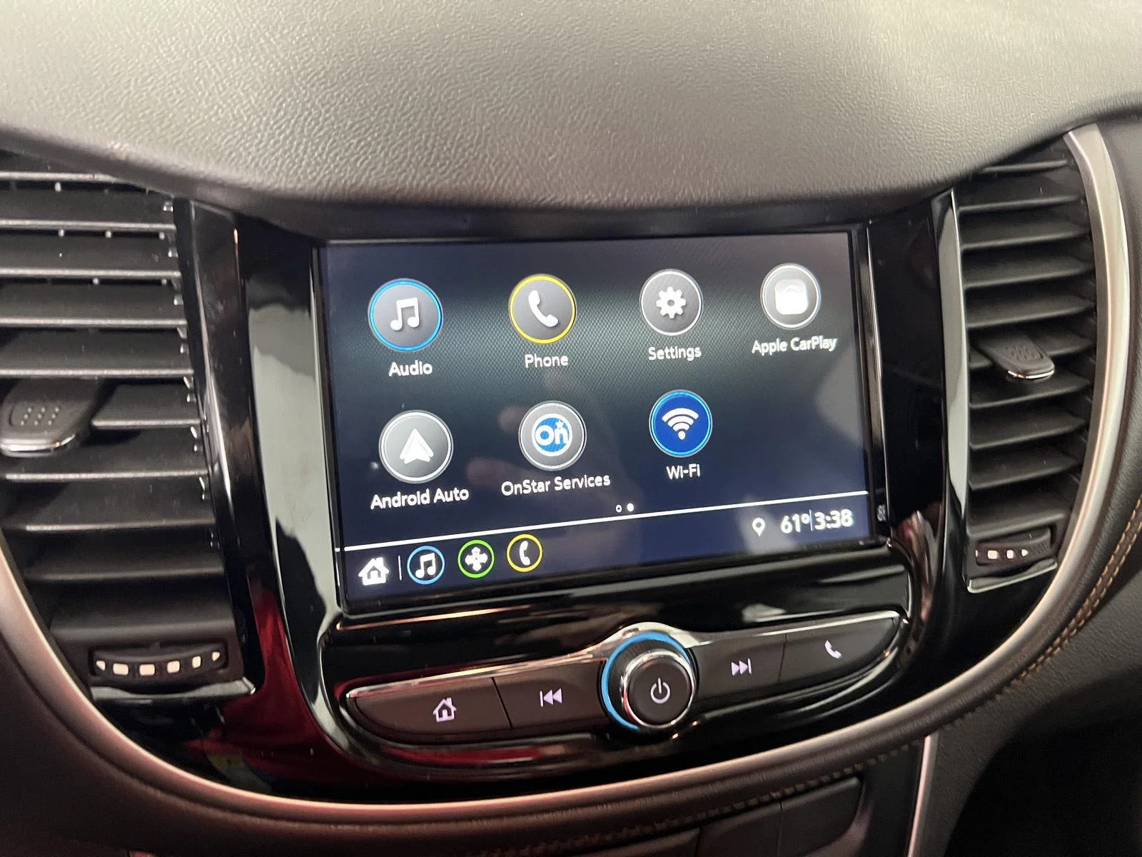Used 2019 Summit White Chevrolet LS image 11