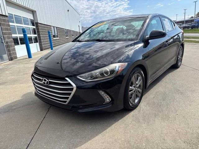 Used 2018 Phantom Black Hyundai Value Edition image 4