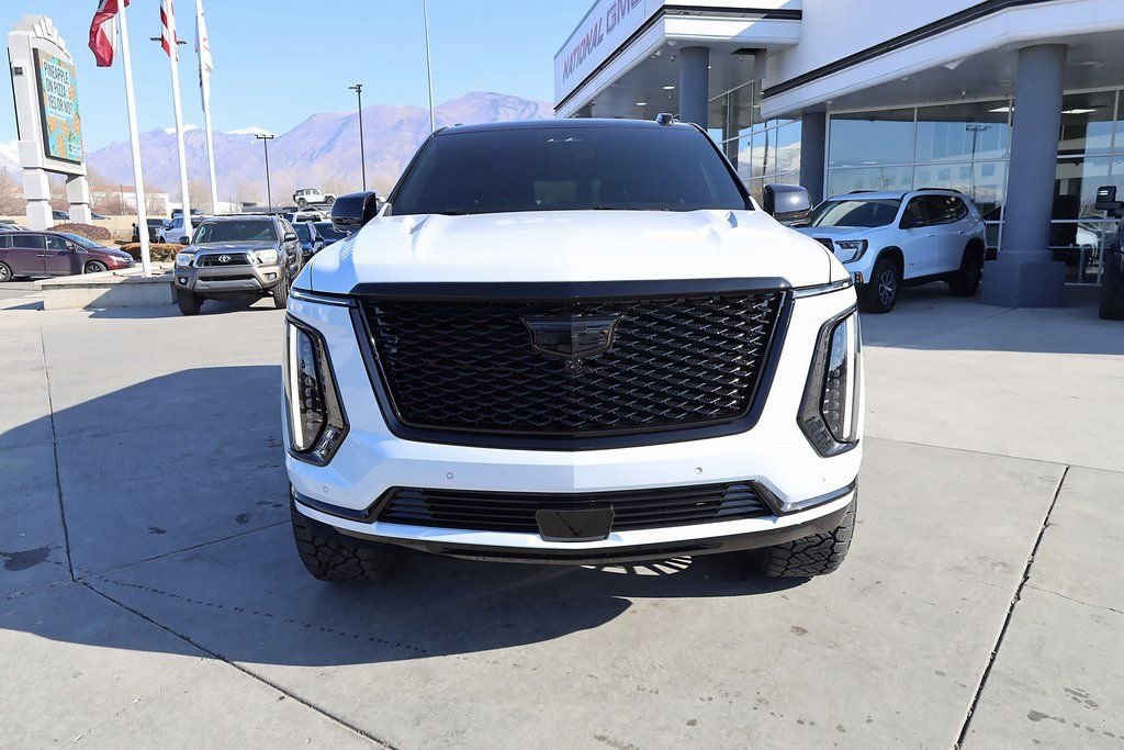 Used 2026 Vibrant White Tricoat Cadillac Sport image 9