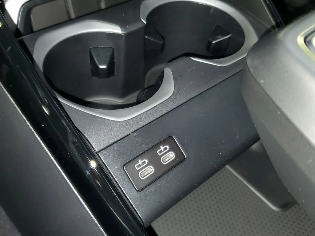Used 2026 Black BMW xDrive28i image 23