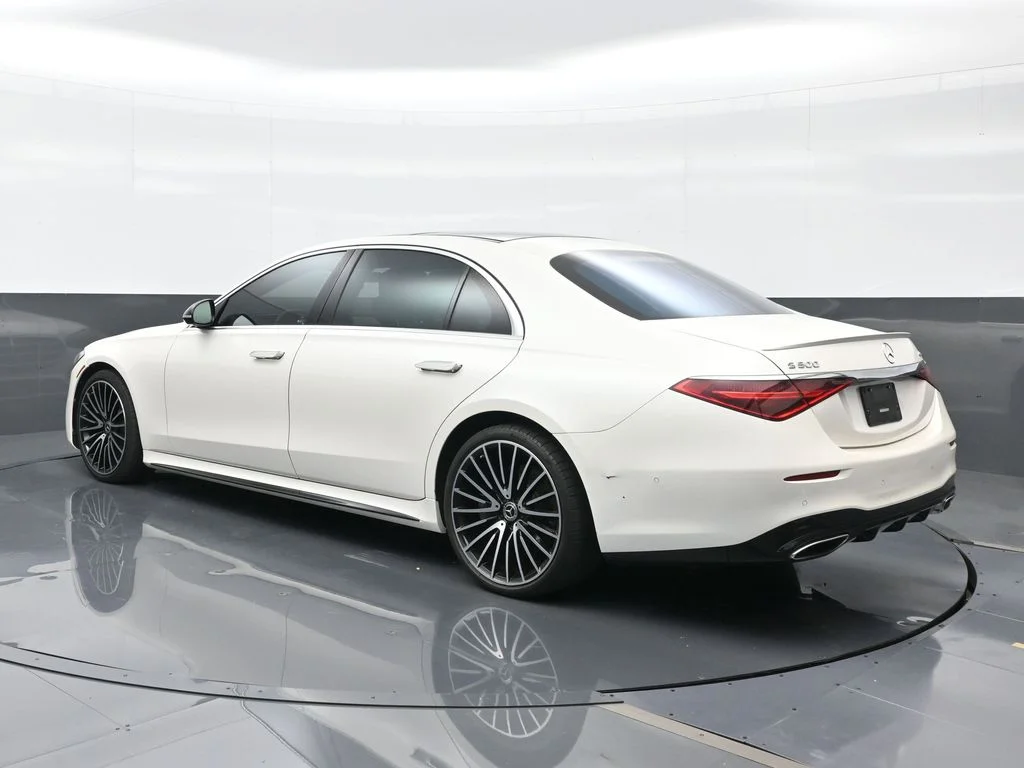 Used 2022  Mercedes-Benz S 500 image 2
