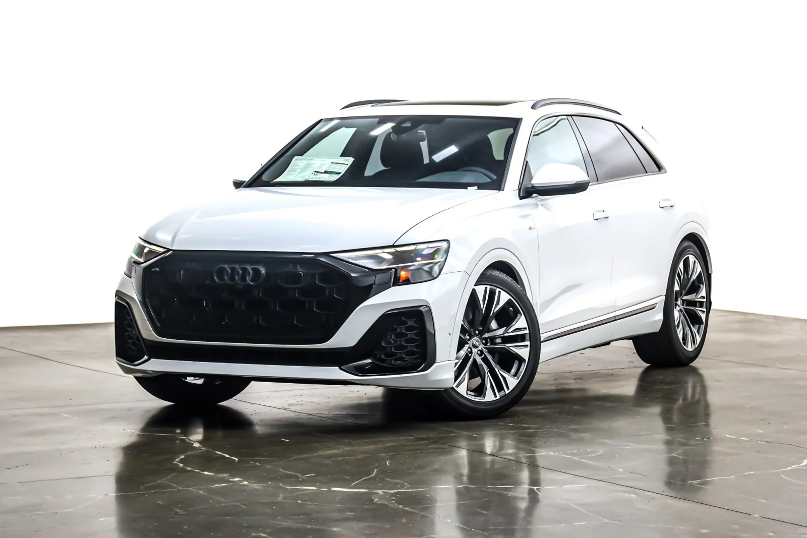 2026 Audi Q8 55 Premium Plus quattro Tiptonic's photo