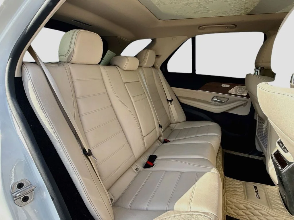 Used 2023  Mercedes-Benz GLE 580 image 34