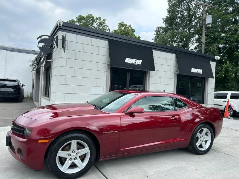 Used 2010 Red Chevrolet LT Coupe 2D image 3