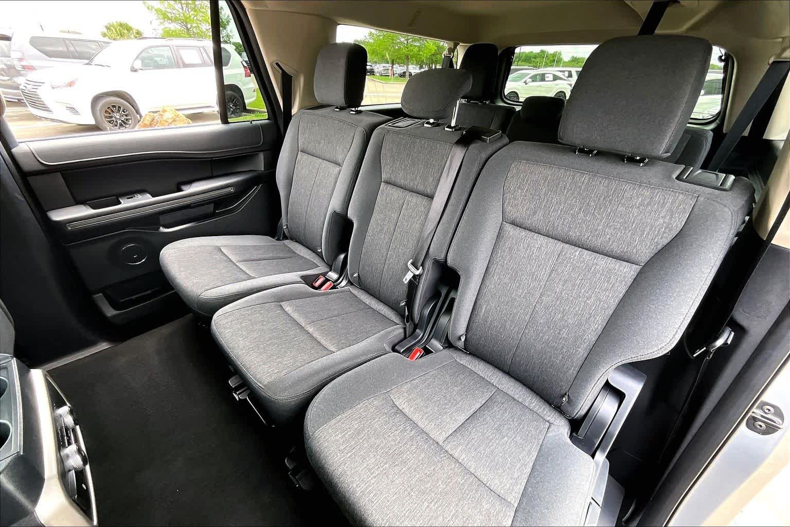 Used 2024 Iconic Silver Metallic Ford XLT image 19