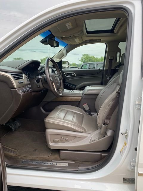 Used 2018 White GMC Denali image 15