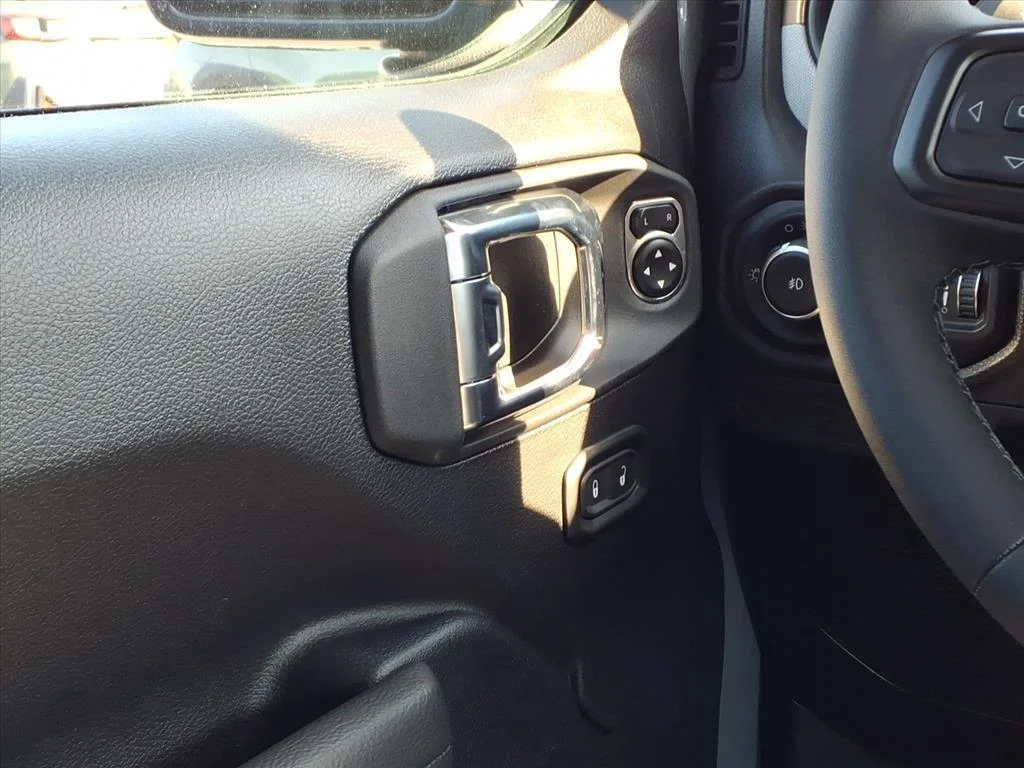 2026 Jeep Wrangler 4-Door Sport S - Photo 13