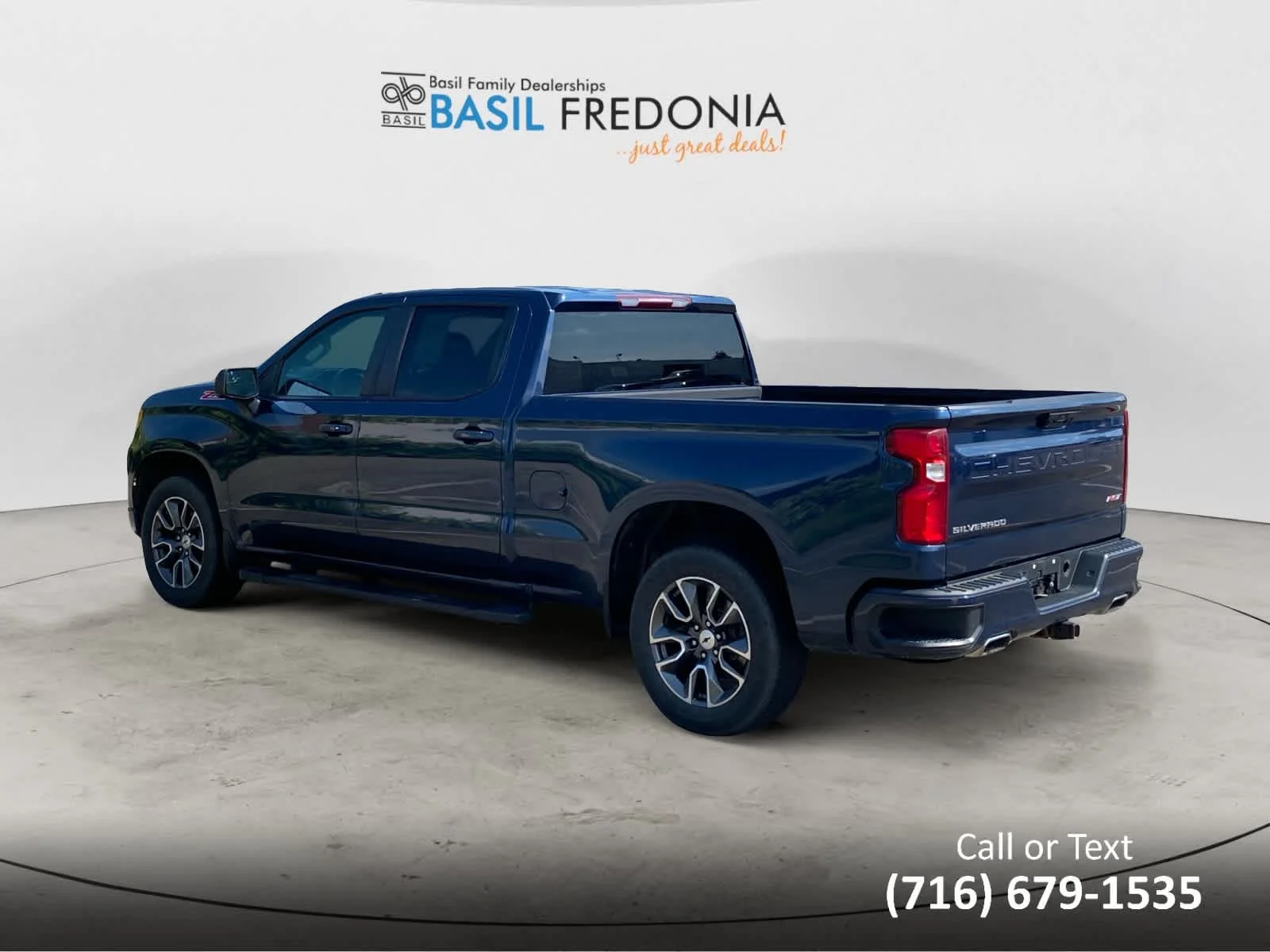 Used 2022 NORTHSKY BLUE METALLIC Chevrolet RST image 3