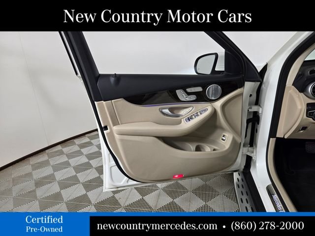 Certified Used 2021  Mercedes-Benz GLC 300 image 21