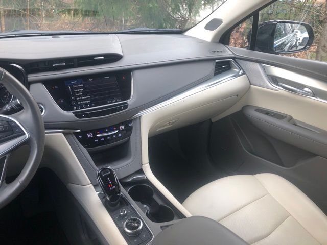 Used 2022 Blue Cadillac Premium Luxury image 35