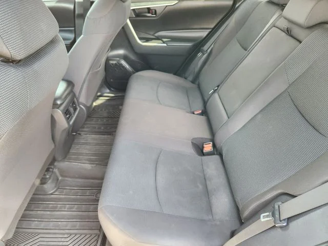 Used 2023 Ice Toyota LE image 32