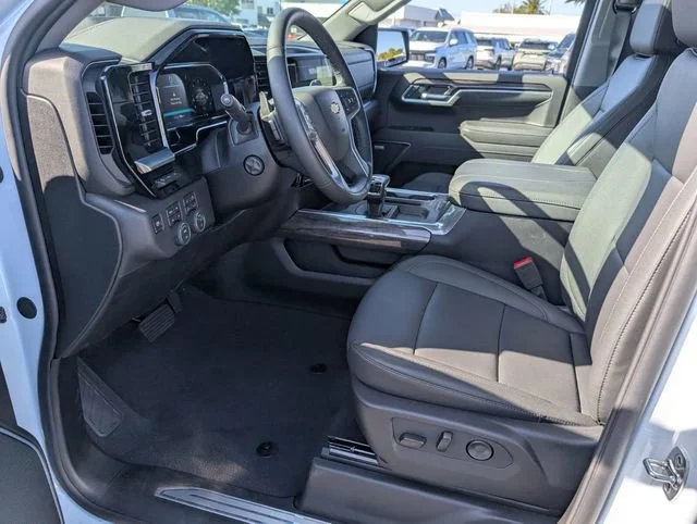 New 2026 Polar White Tricoat Chevrolet LTZ image 5