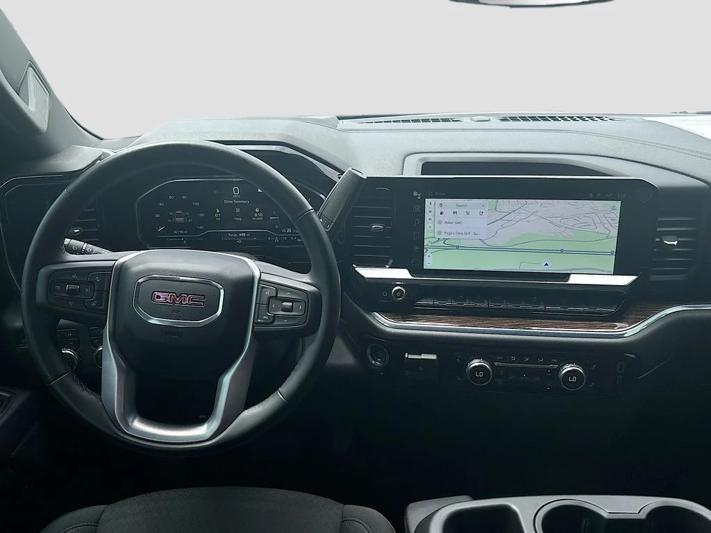 Used 2024 Onyx Black GMC Elevation image 31