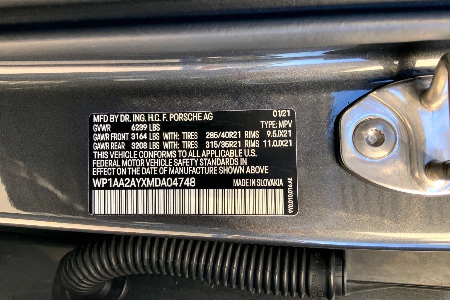Used 2021 Quartzite Grey Metallic Porsche  image 23