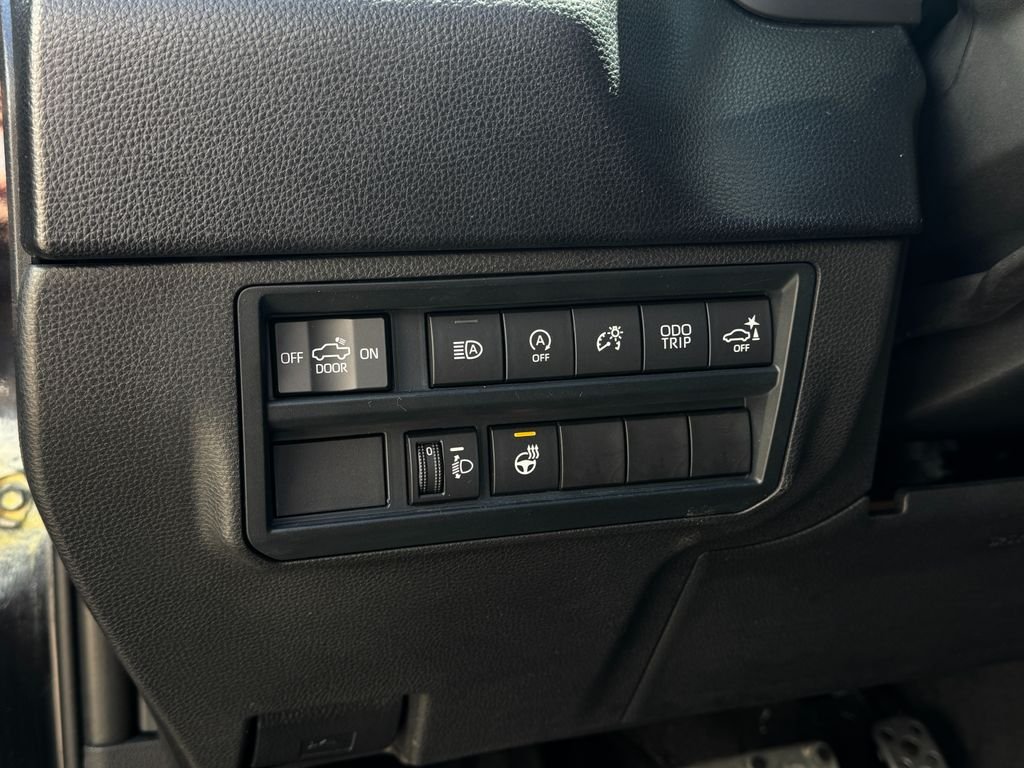 Used 2022 Midnight Black Metallic Toyota SR5 image 26