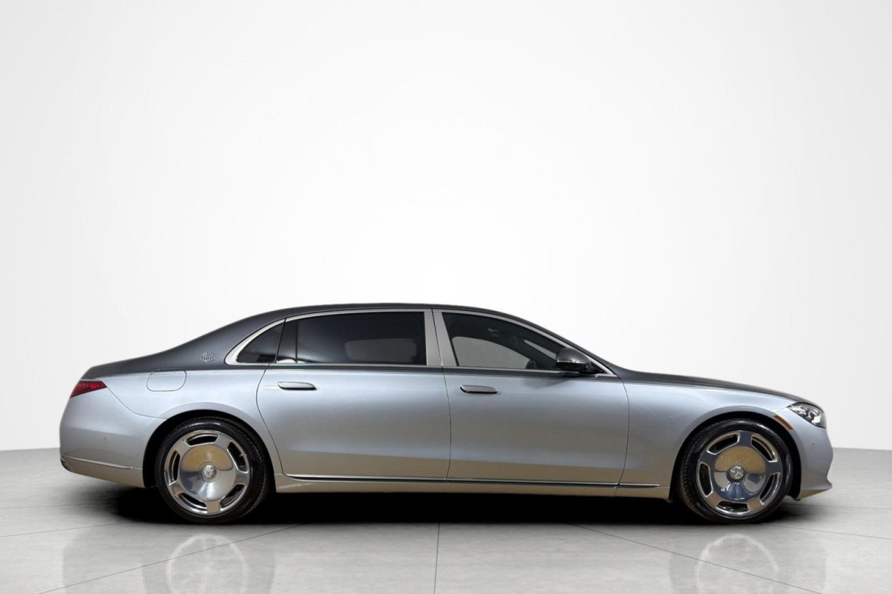 Certified Used 2024 Cirrus Silver Metallic Mercedes-Benz Maybach S 580 image 6