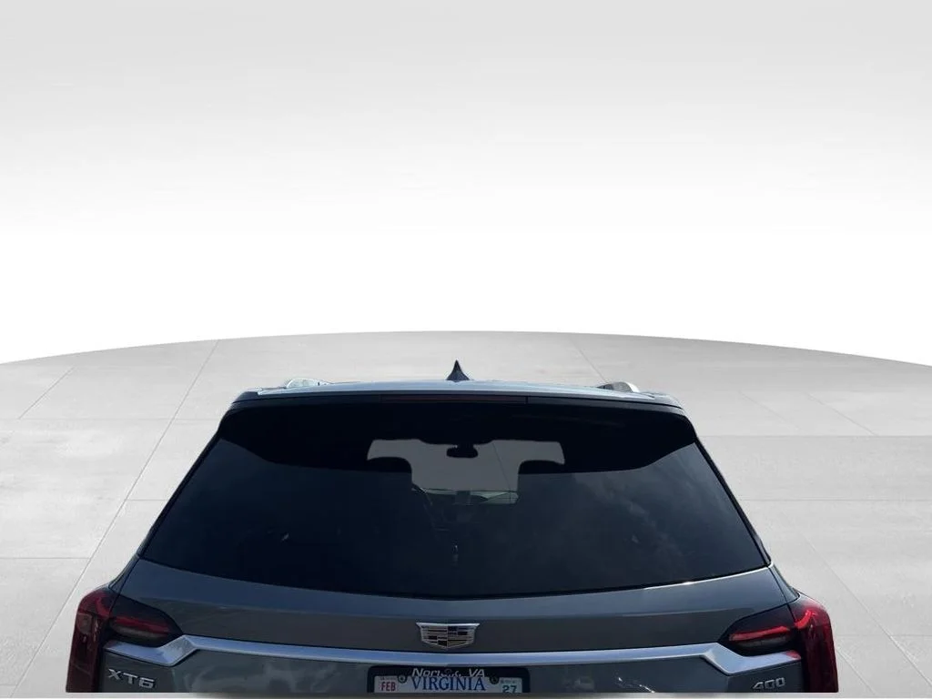 Used 2020 Gray Cadillac Premium Luxury image 4