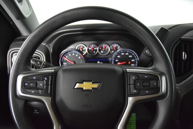 Used 2022 Black Chevrolet Custom image 28