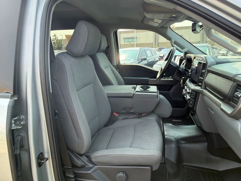 Used 2024  Ford XLT image 18